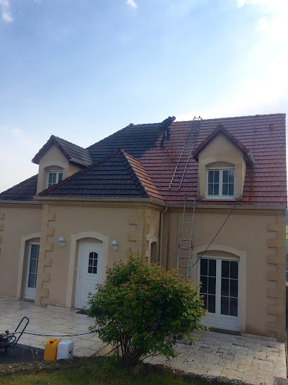 Couvreur Metz TIP TOP HOME : rénovation toiture et entretien de toiture sur Metz 57 et Nancy 54 en Lorraine